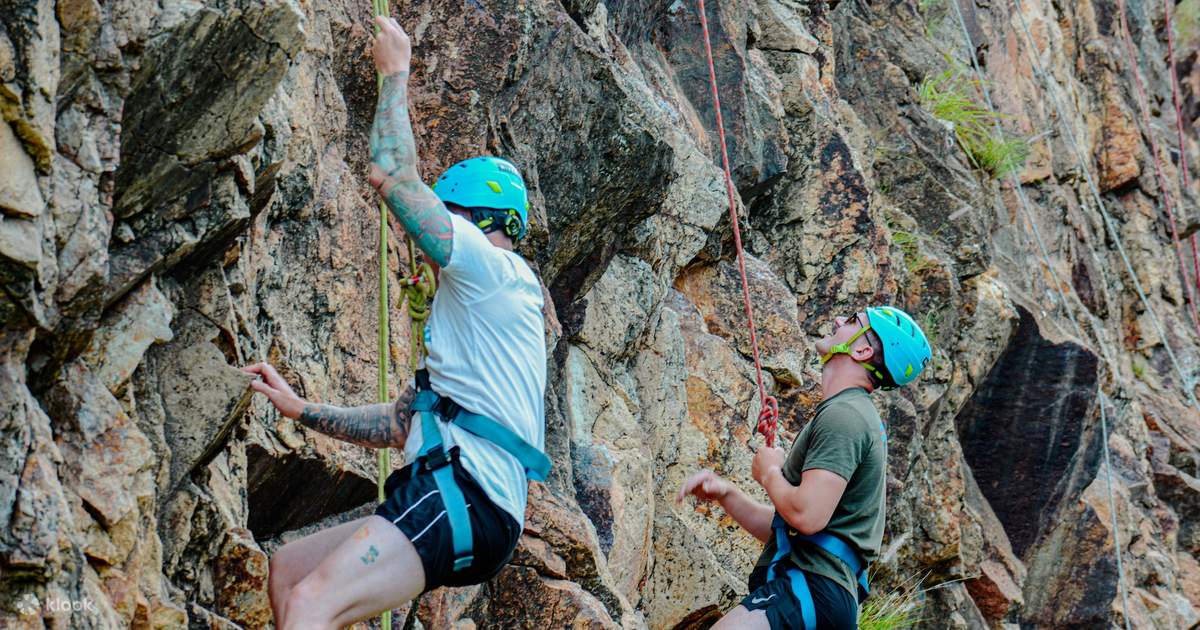 ブリスベンのトワイライト ロック クライミング体験 Klook